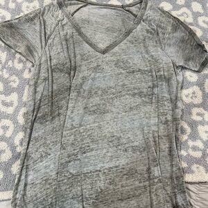 American Eagle Green Camo V-neck, size M